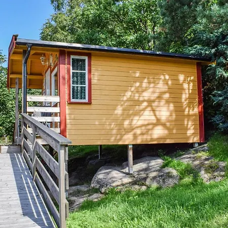 Stunning In Kana With Kitchen