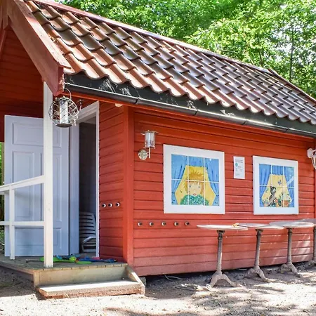 Stunning In Kana With Kitchen