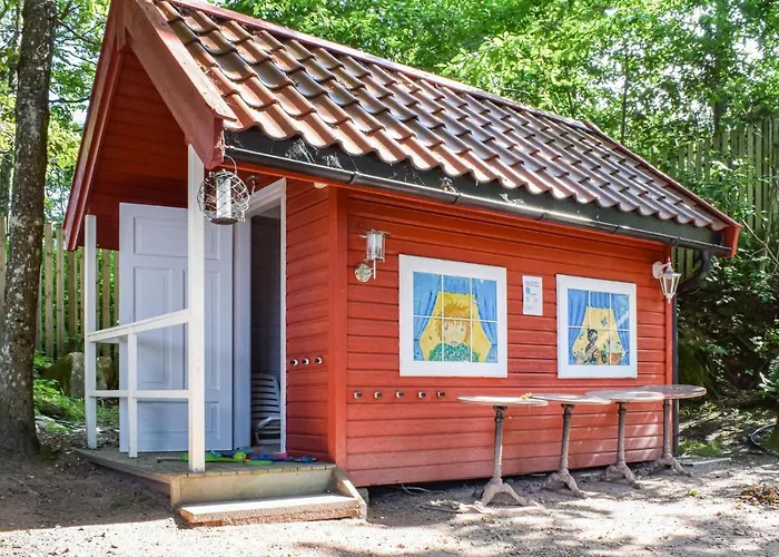 Stunning In Kana With Kitchen